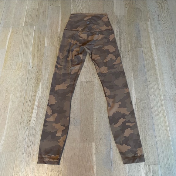 NWOT Lululemon Align High-Rise Pant 25" US 2 - Picture 8 of 8